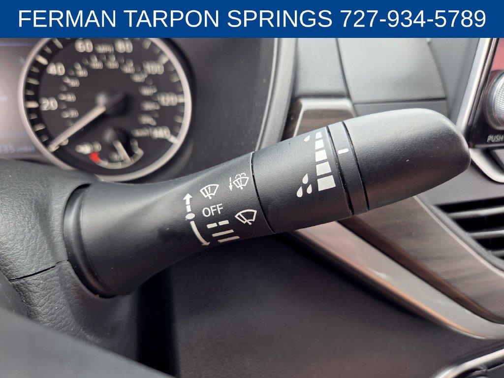 Used 2025 Nissan Altima 2.5 SV FWD image 28