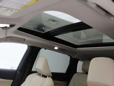 Used 2023 INFINITI QX60 Luxe w/ Performance Audio Package image 16