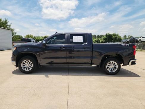 Used 2024 Chevrolet Silverado 1500 LT AWD/4WD image 4