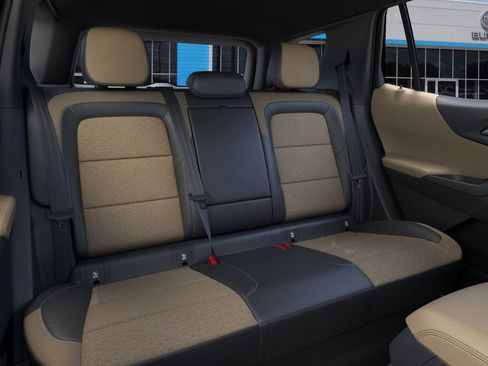New 2026 Chevrolet Equinox ACTIV w/ Safety and Technology Package FWD image 17