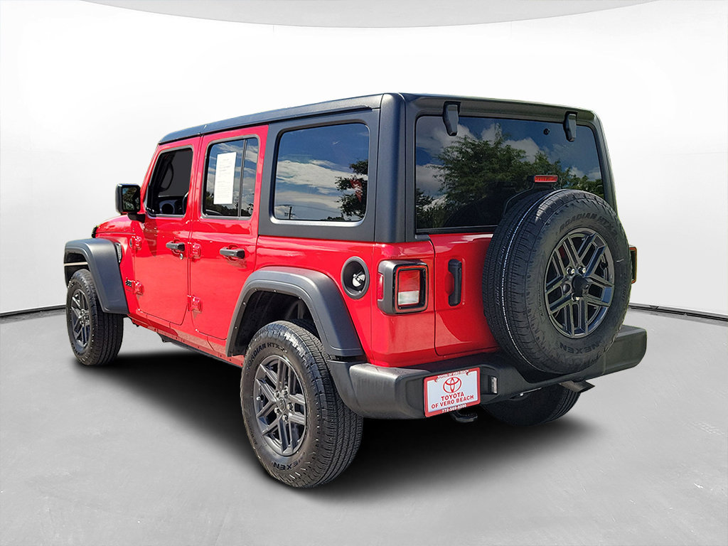 Used 2025 Jeep Wrangler Unlimited Sport AWD/4WD image 6