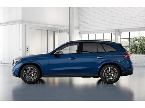 New 2025 Mercedes-Benz GLC 300 4MATIC image 34