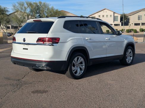 Used 2021 Volkswagen Atlas SE image 3