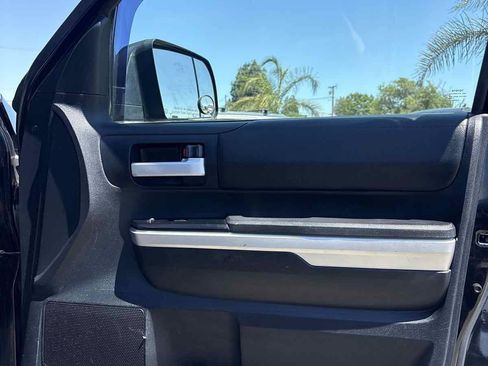 Used 2014 Toyota Tundra SR5 w/ SR5 Upgrade Package AWD/4WD image 14