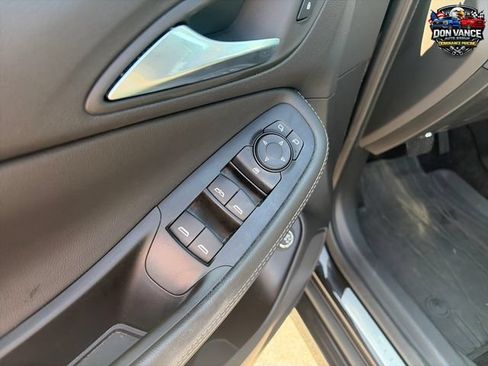 Used 2023 Buick Encore GX Select w/ Experience Buick Package AWD/4WD image 11