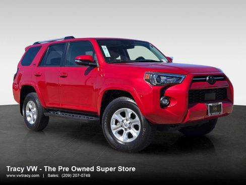 Used 2023 Toyota 4Runner SR5 Premium w/ Moonroof Package AWD/4WD image 1