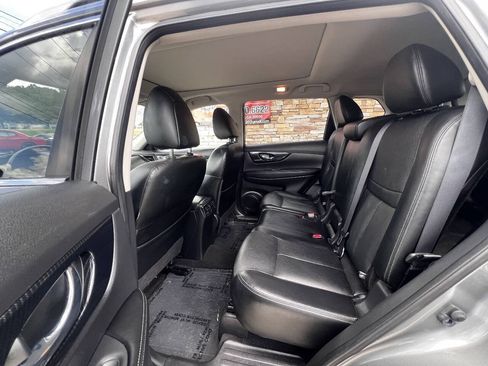 Used 2017 Nissan Rogue SL w/ SL Premium Package AWD/4WD image 15