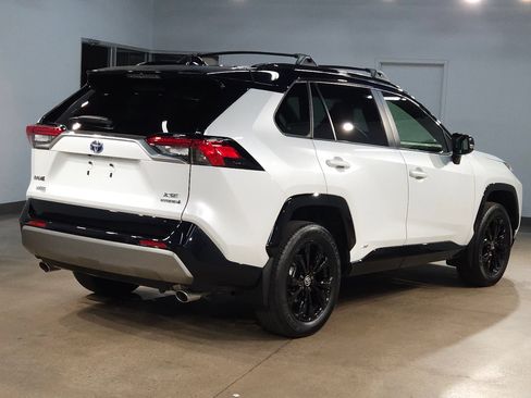Certified 2024 Toyota RAV4 XSE w/ Advanced Technology Package AWD/4WD image 7