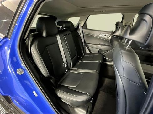 New 2026 Kia Sportage EX w/ EX Panorama Roof Package image 11