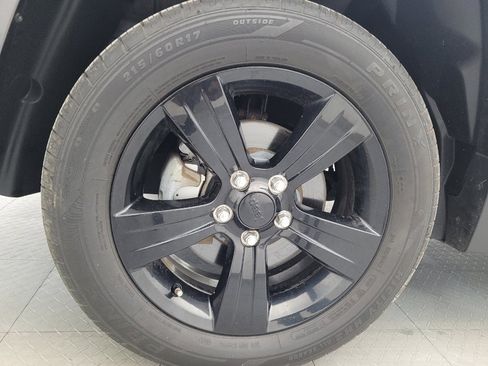 Used 2014 Jeep Patriot Sport image 31