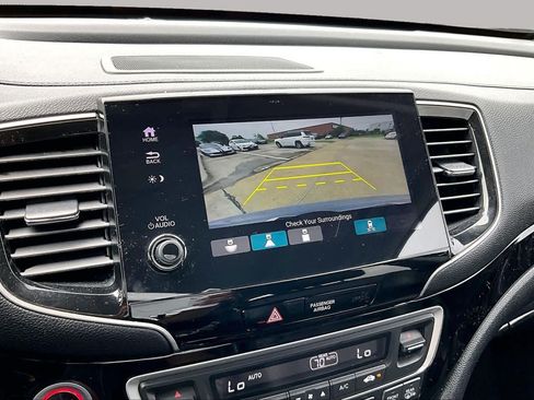 Used 2022 Honda Pilot Touring image 27