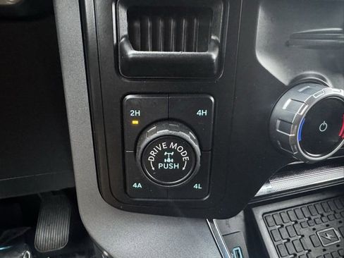 Used 2023 Ford F150 Lariat w/ Equipment Group 502A High image 26