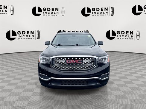 Used 2018 GMC Acadia Denali w/ Technology Package image 3