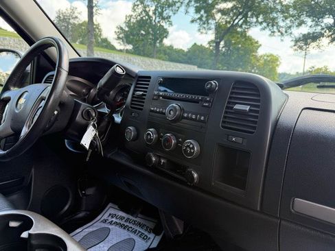 Used 2012 Chevrolet Silverado 1500 LT w/ Interior Plus Package AWD/4WD image 19
