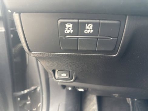 Used 2018 MAZDA MAZDA6 Touring image 11