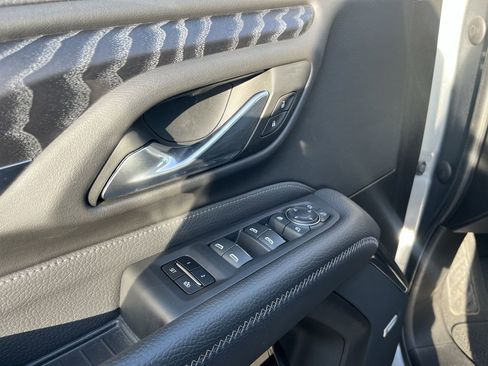 Used 2023 GMC Yukon Denali image 19