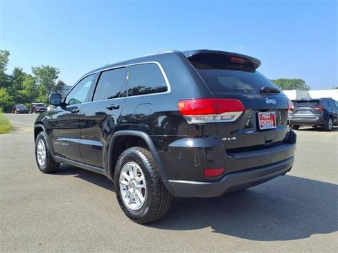Used 2019 Jeep Grand Cherokee Laredo w/ Security & Convenience Group image 5