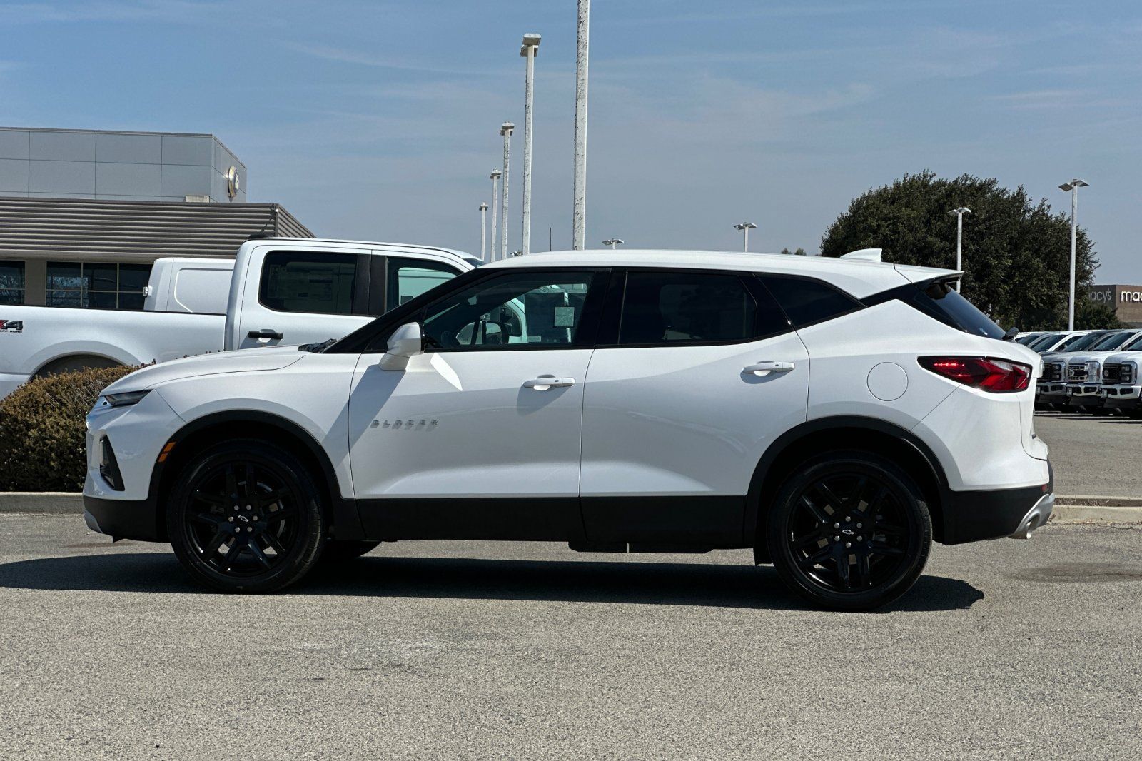 Used 2022 Chevrolet Blazer LT FWD image 7