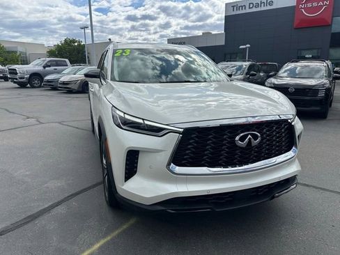 Used 2023 INFINITI QX60 Luxe w/ Cargo Package AWD/4WD image 3