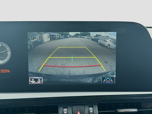 Used 2022 Lexus ES 350 w/ Premium Package FWD image 13