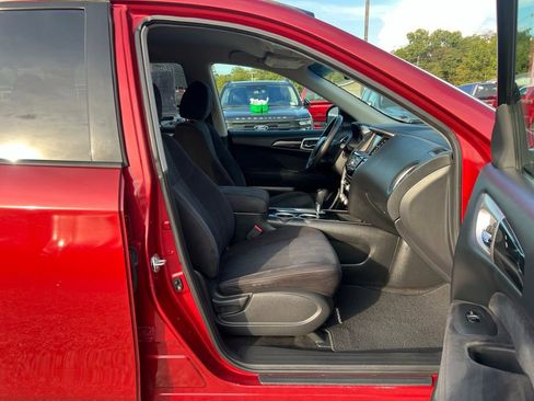 Used 2013 Nissan Pathfinder SV image 21