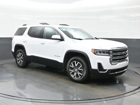 Used 2023 GMC Acadia SLE w/ Driver Convenience Package FWD image 8