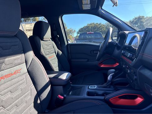 New 2026 Nissan Frontier PRO-4X w/ Pro-4x Convenience Package image 9
