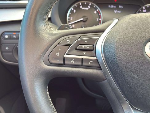 Used 2021 INFINITI QX50 Luxe w/ Appearance Package FWD image 15