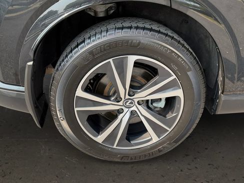 Used 2023 Lexus RX 350 Premium w/ Accessory Package AWD/4WD image 25