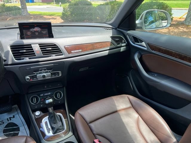 Used 2016 Audi Q3 2.0T Prestige w/ Prestige Package AWD/4WD image 26