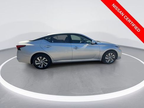 Certified 2023 Nissan Altima 2.5 S image 9