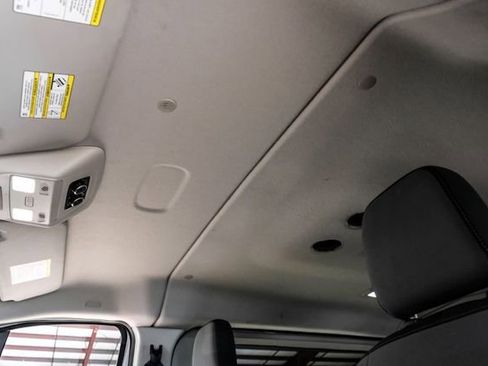 Used 2023 Ford Transit 350 XLT image 28