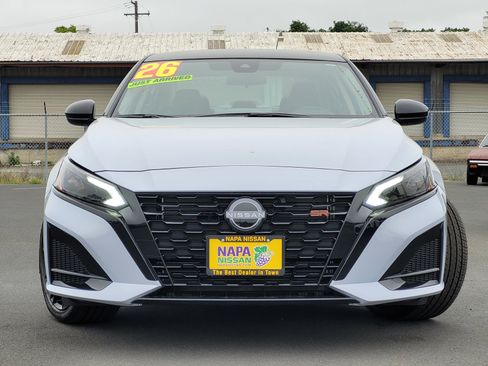 New 2026 Nissan Altima 2.5 SR w/ SR Midnight Edition Package FWD image 2