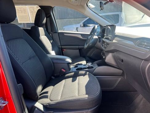 Used 2024 Ford Escape Active w/ Tech Pack #1 AWD/4WD image 11