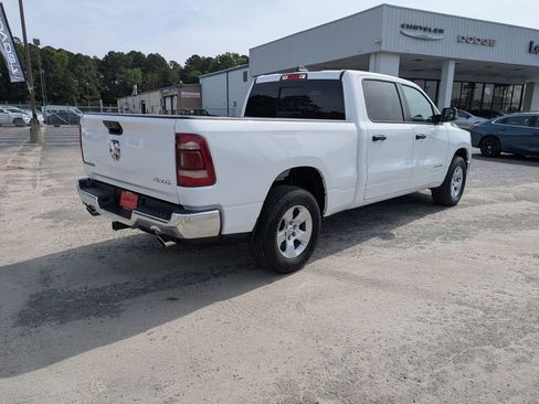 Used 2023 RAM 1500 Big Horn AWD/4WD image 3