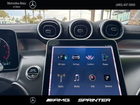 Used 2024 Mercedes-Benz GLC 300 image 25