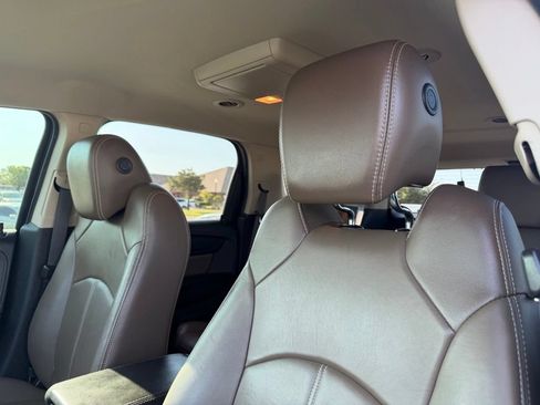 Used 2017 GMC Acadia Limited SLT FWD image 33