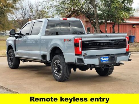 New 2026 Ford F250 Platinum w/ FX4 Off-Road Package image 4