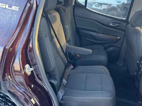 Used 2018 GMC Acadia SLE w/ Driver Alert Package I image 11