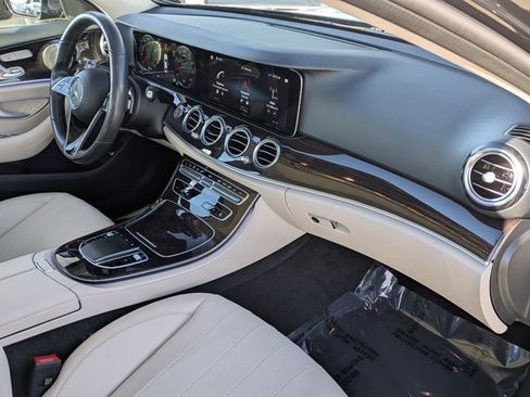 Used 2023 Mercedes-Benz E 350 4MATIC Sedan image 24
