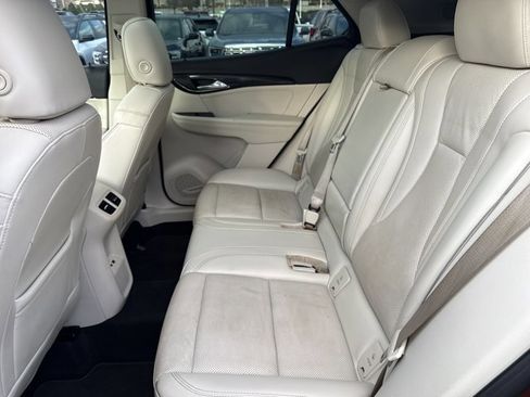 Used 2022 Buick Envision Essence w/ Safety Package image 6