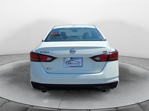 Used 2023 Nissan Altima 2.5 SR FWD image 4