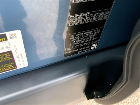 Used 2024 Land Rover Defender 110 S AWD/4WD image 30