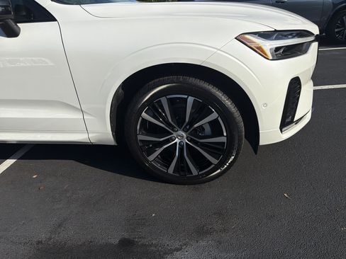Certified 2024 Volvo XC60 B5 Plus w/ Protection Package Premier AWD/4WD image 13
