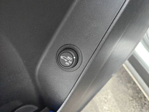 Used 2024 Chevrolet Equinox RS image 10