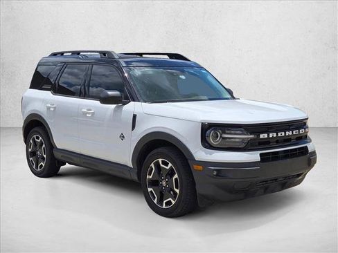 Used 2022 Ford Bronco Sport Outer Banks AWD/4WD image 3