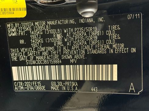 Used 2011 Toyota Sienna SE w/ Towing Pkg FWD image 25