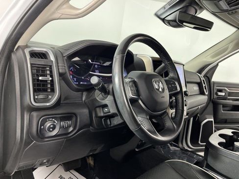 Used 2024 RAM 2500 Laramie w/ Safety Group AWD/4WD image 17