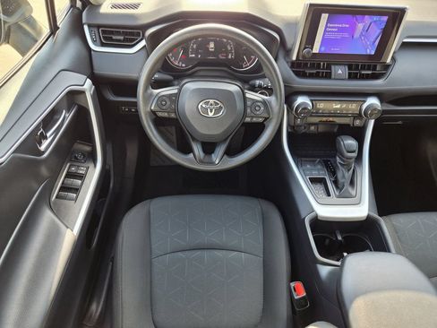 Used 2025 Toyota RAV4 XLE FWD image 14