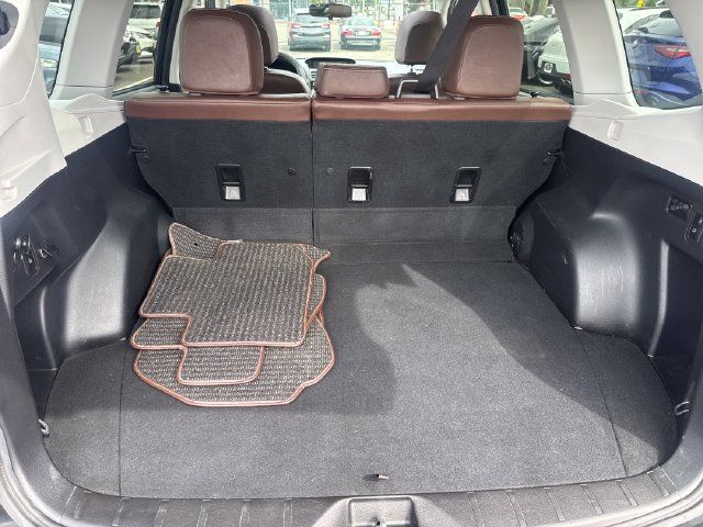 Used 2017 Subaru Forester 2.5i Touring AWD/4WD image 24